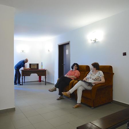 Vila Madudu Vălenii de Munte Esterno foto