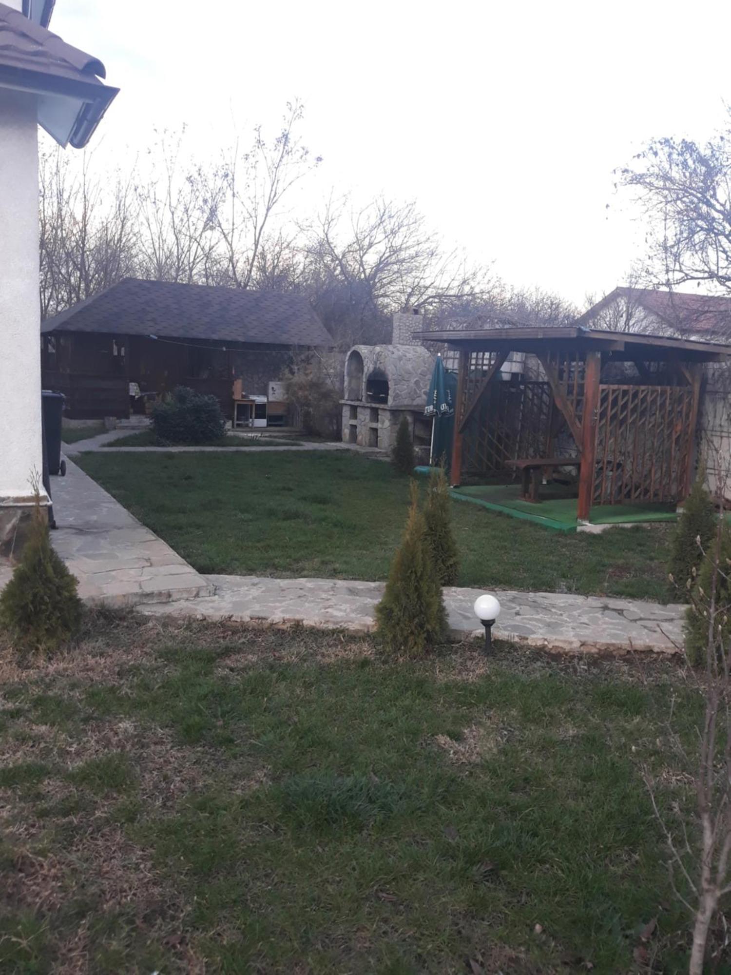 Vila Madudu Vălenii de Munte Esterno foto